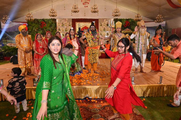 Rupal ben Rakesh Rajdev (રાકેશ રાજદેવ) bhagwat saptah