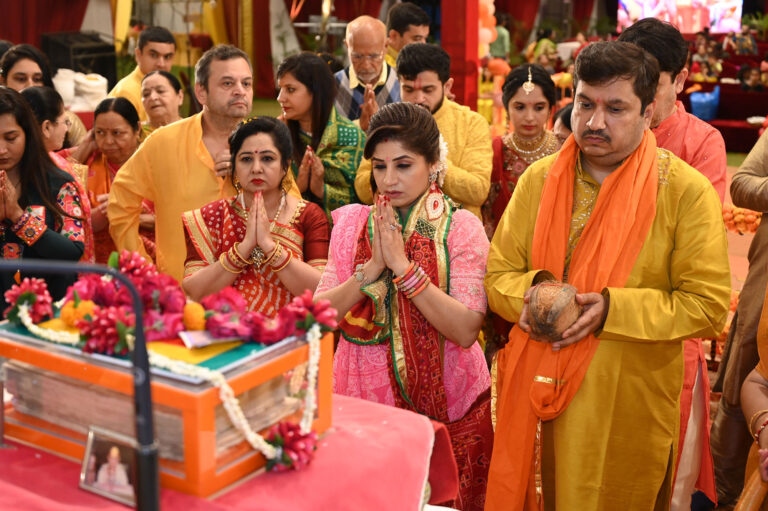 Rupal ben Rakesh Rajdev (રાકેશ રાજદેવ) bhagwat saptah